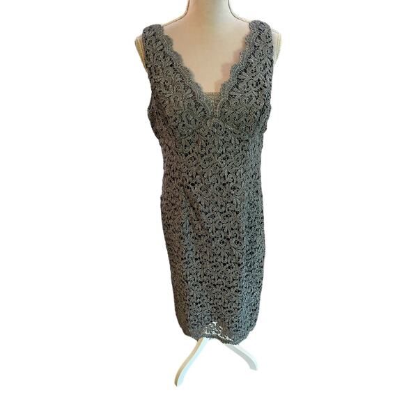 Elegant Gray Lace Dress - Picture 8 of 14